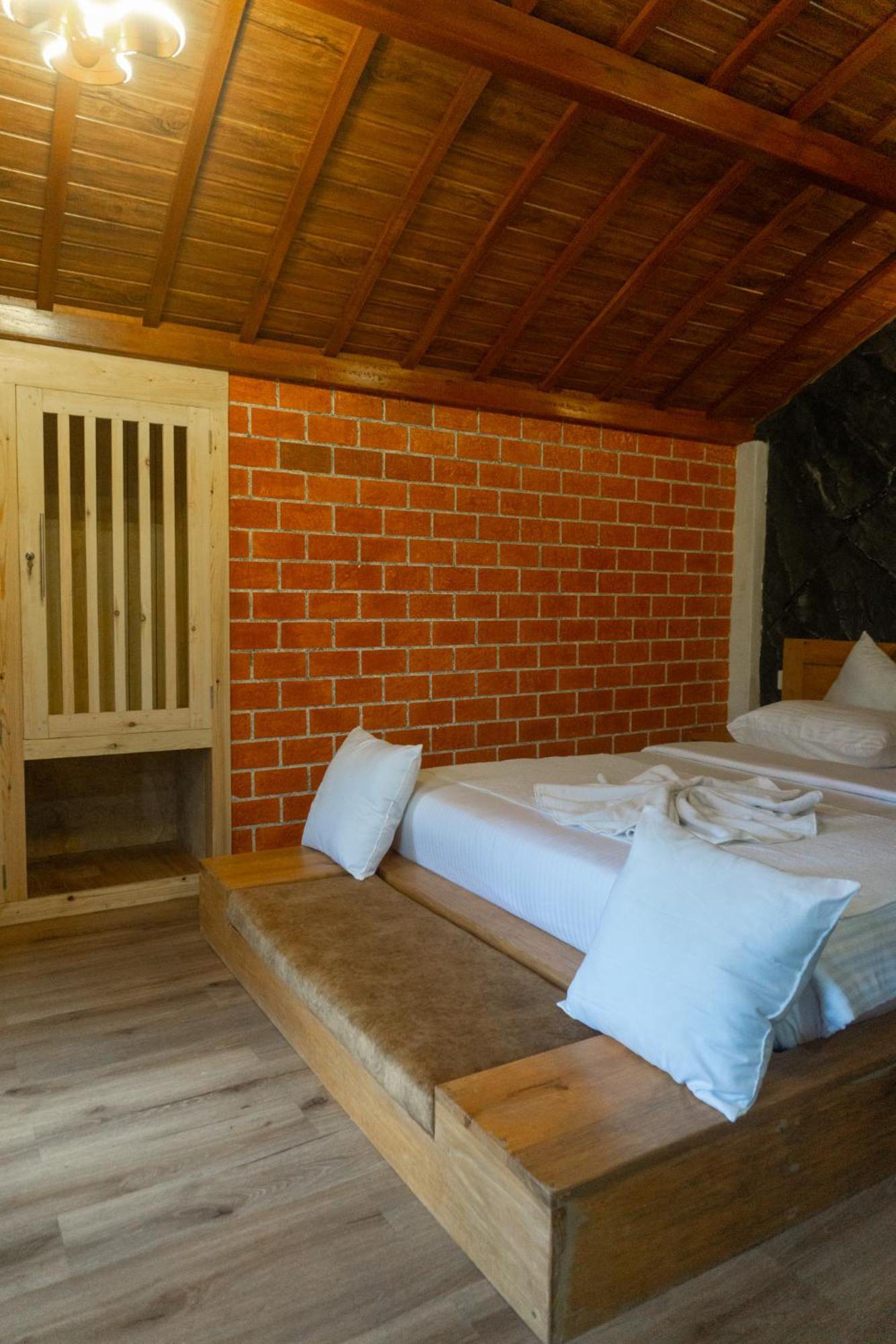 Bed and Breakfast Hobbit Hole Hideaway Ella Exterior foto