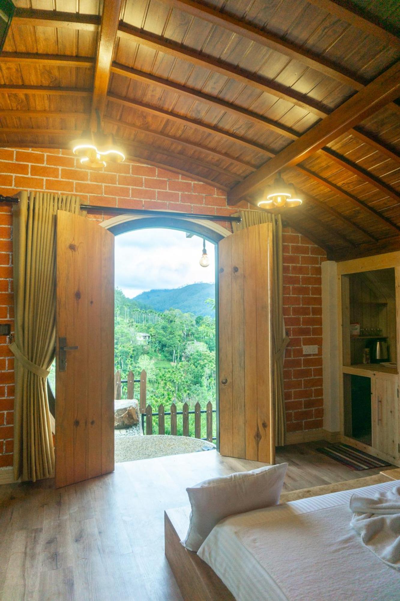 Bed and Breakfast Hobbit Hole Hideaway Ella Exterior foto