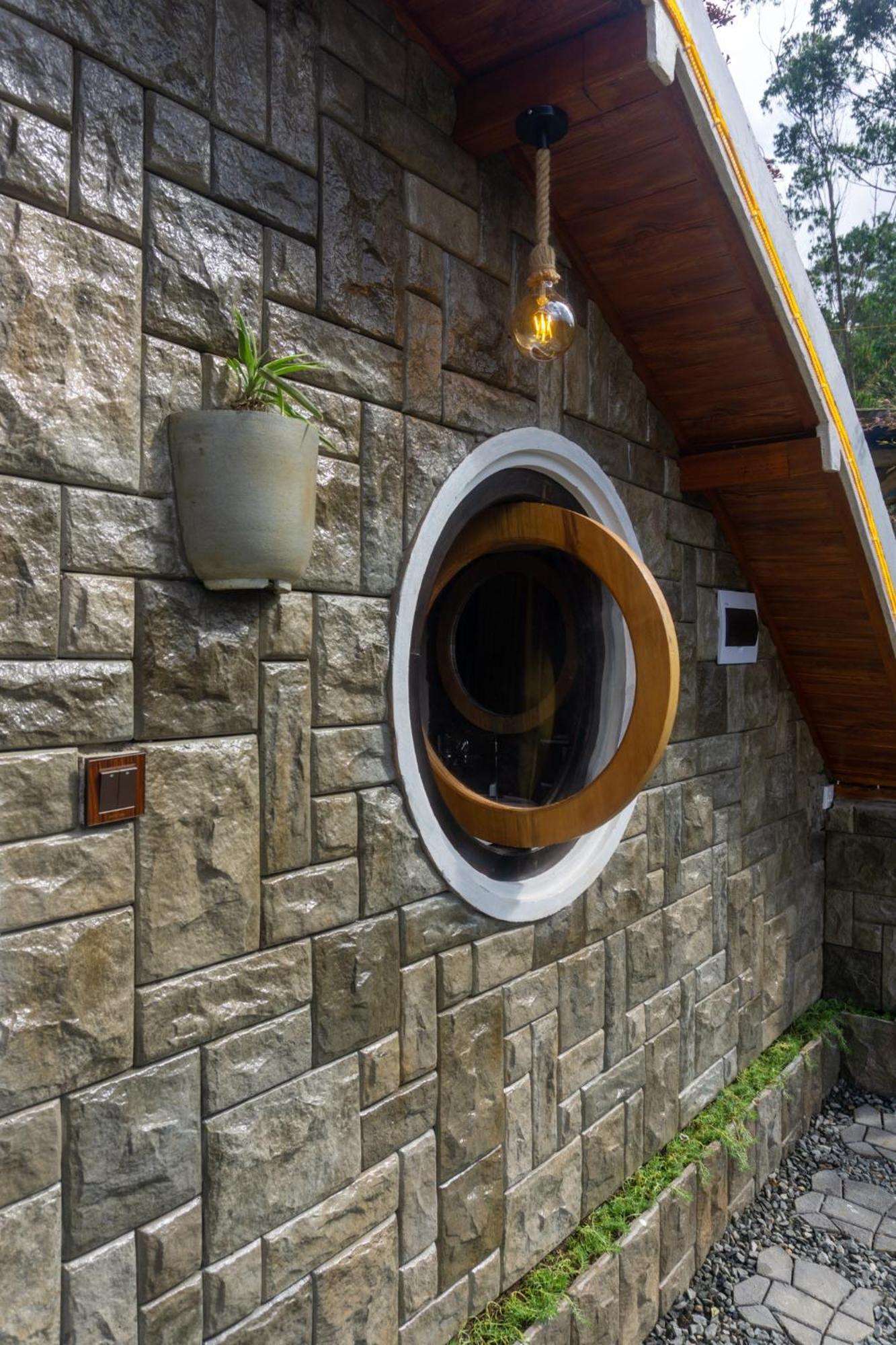 Bed and Breakfast Hobbit Hole Hideaway Ella Exterior foto